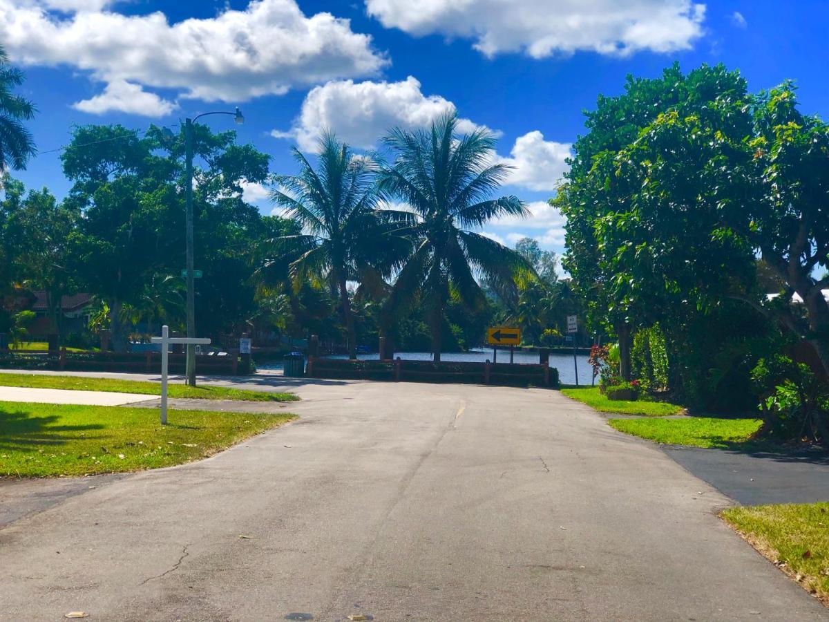 One Bedroom Apt With Private Patio Near Fort Lauderdale Beach Exterior foto